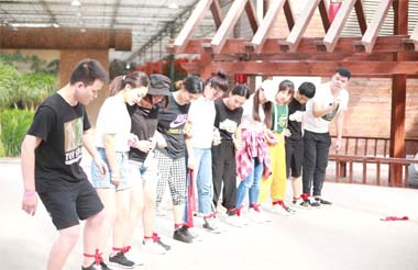 拓展游戲——速度與激情1